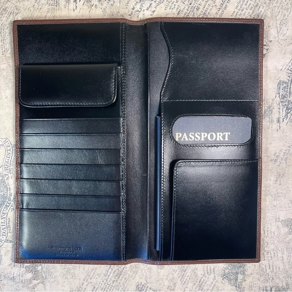 Gianfranco Lotti Firenze made in Italy carry all passport travel wallet
